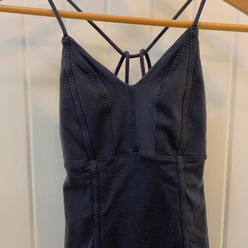 Lululemon black strappy back tank